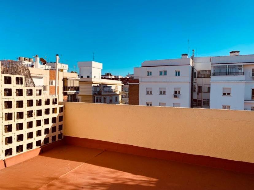 Lovely Triana Flat With Roof Terrace Seville Exterior photo