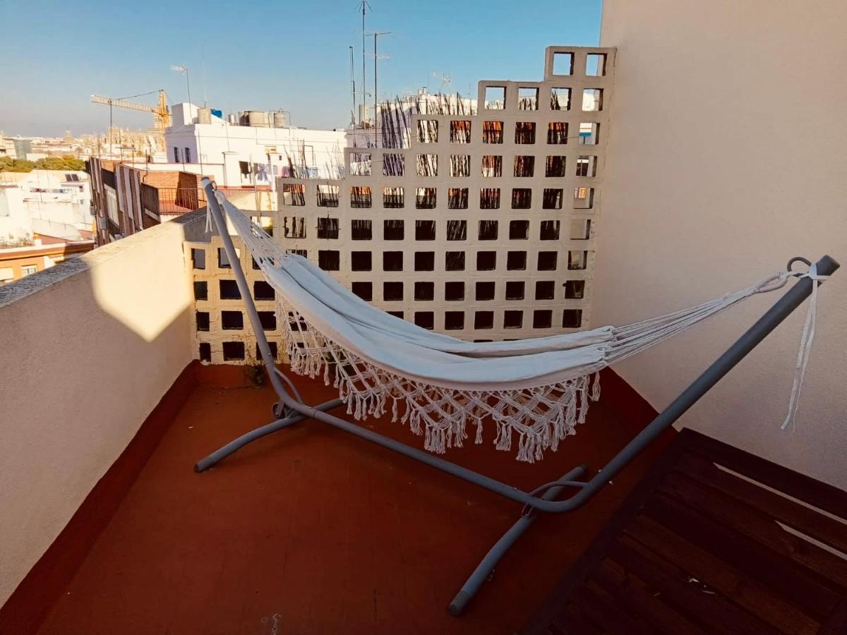 Lovely Triana Flat With Roof Terrace Seville Exterior photo
